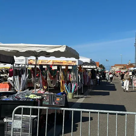 Mobilhome 6 Pers, 3 Ch, équipé, Acm, 5 étoiles, Accès Direct à La Montalivet les Bains